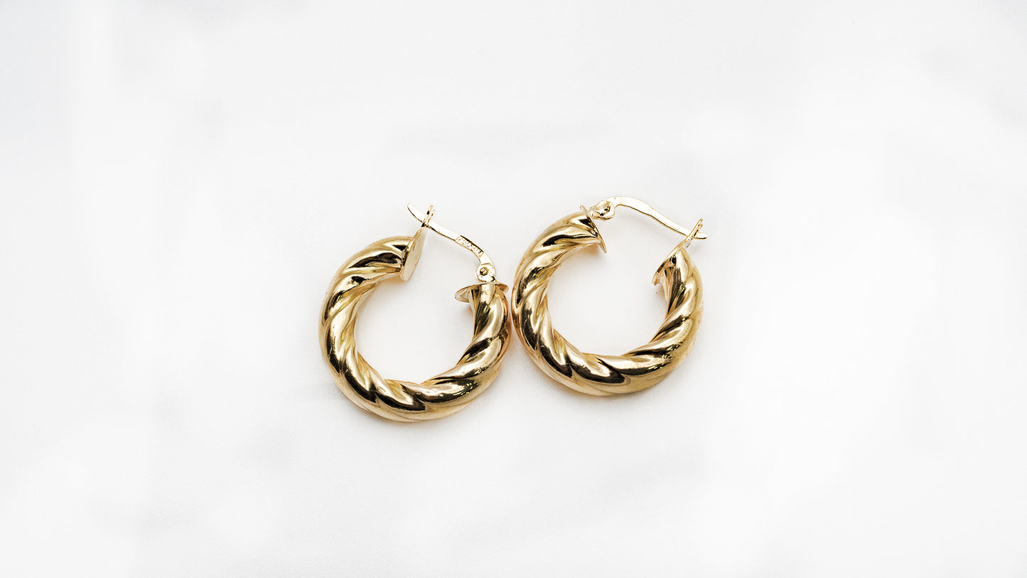 Twisted Hoops 18K – 12–14 mm